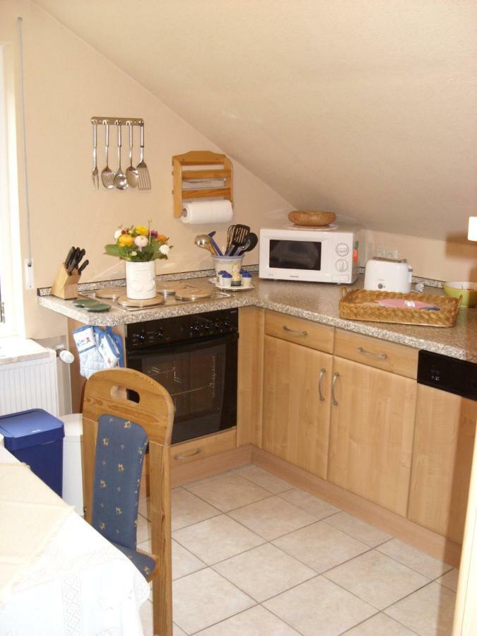 Fewo Moselblick Apartment Ernst Bagian luar foto