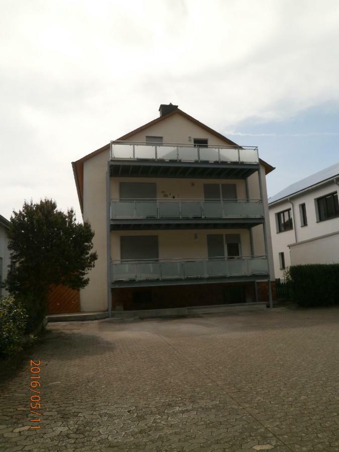 Fewo Moselblick Apartment Ernst Bagian luar foto